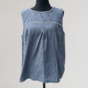 Women’s Blue Sleeveless Blouse with Button Detail – Classic & Feminine